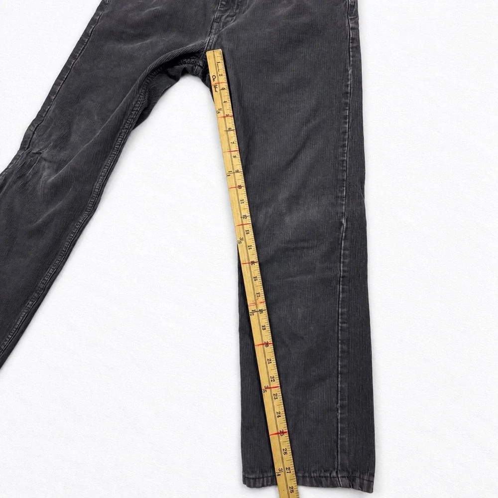 Levis 502 Regular Taper Corduroy Pants Mens 33x30 Charcoal Gray 29507-0288